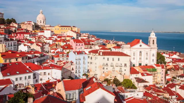 Blick auf die Altstadt von Lissabon 