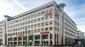 Blick auf das Gebäude von Bosch Service Solutions in Magdeburg, Deutschland