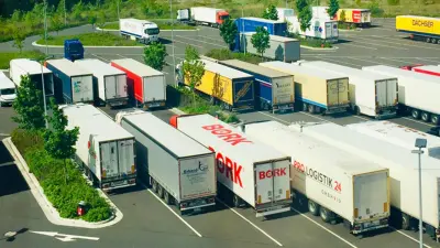 Truckers can now book parking lots in Neu-Isenburg via the Bosch platform. 