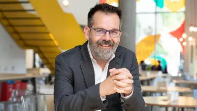 Rubén Gómez sonríe a la cámara